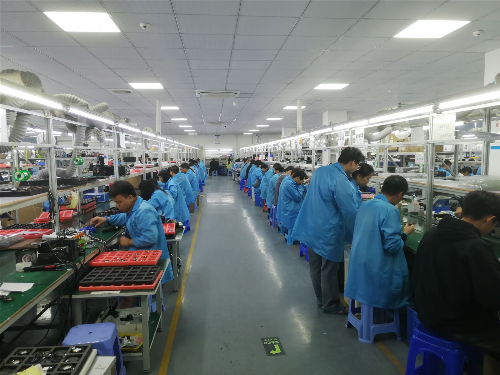 EngraSun factory — assembly line workstations